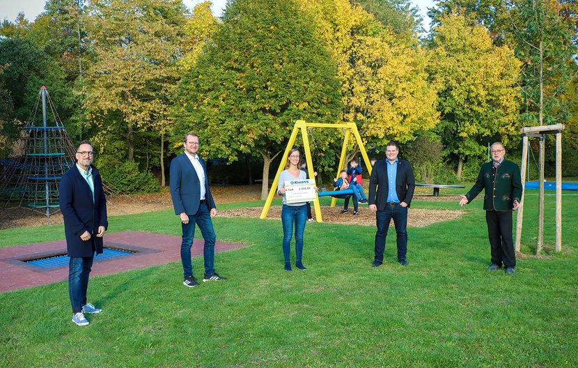 Corona-konforme Spendenübergabe auf dem DJHN-Gelände in Kleingartach